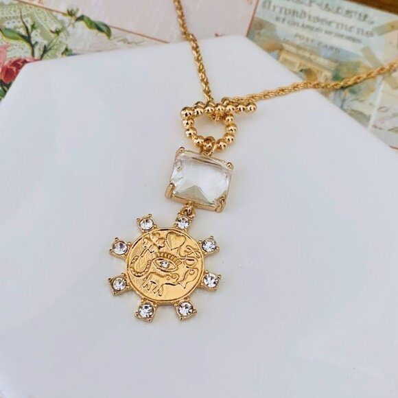 💜 Gold Tone Crystal Coin Charm Pendant Yoga Good Luck Toggle Necklace - Picture 1 of 5